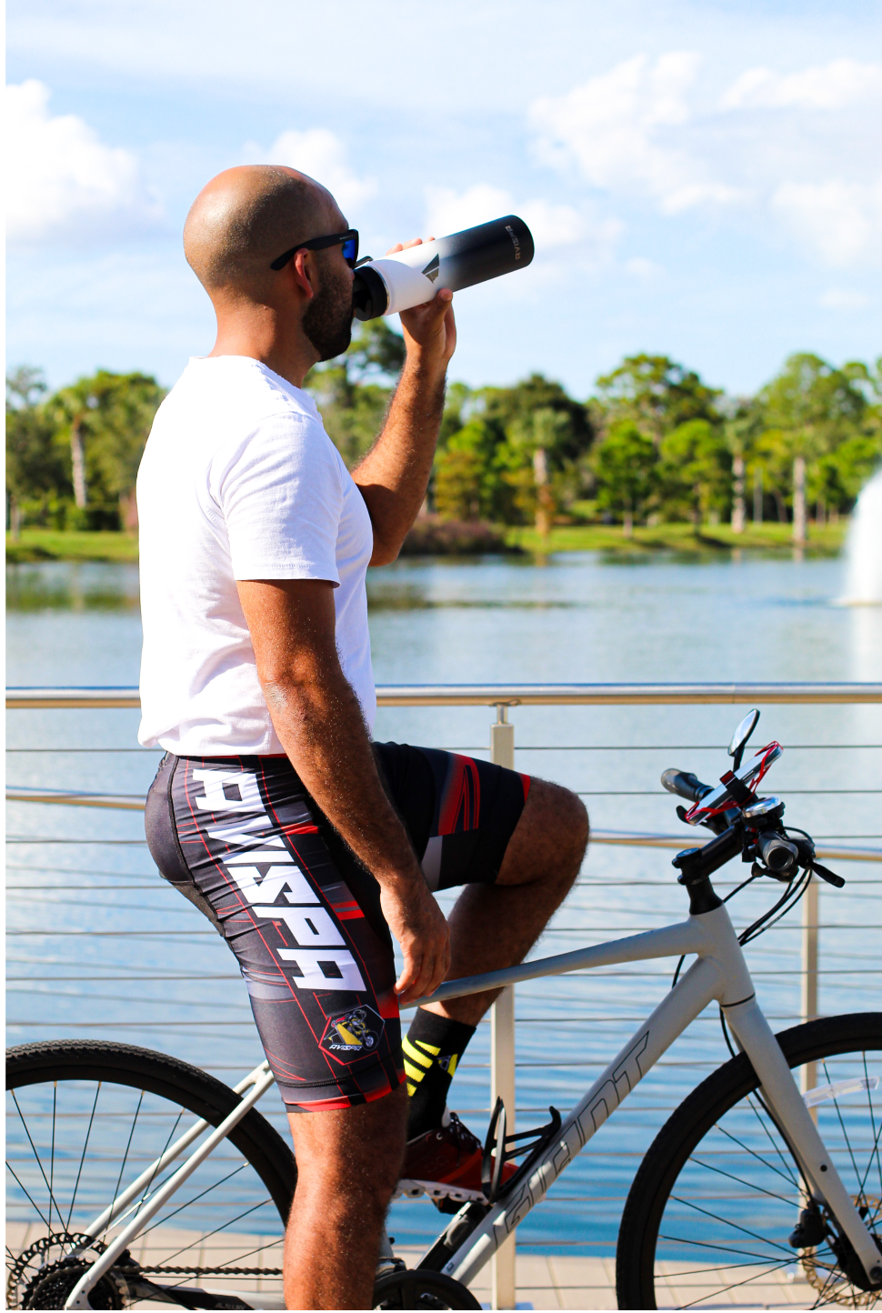 Stainless Steel Water Bottle White and Black